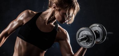 [INFOGRAPHIC] The Ultimate Arms Workout: The 10 Best Arm Exercises